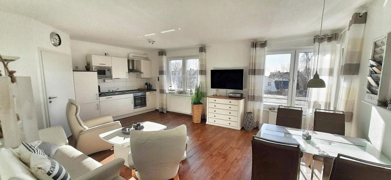 Ferienwohnung Wellenreiter Sassnitz Exteriör bild